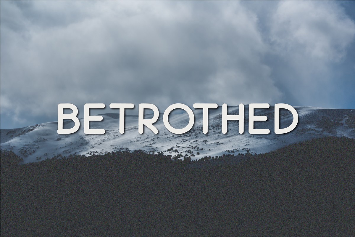 フォント Betrothed